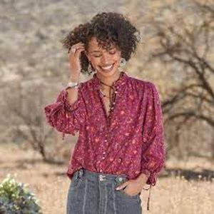 Sundance Boho Floral Peasant Blouse in Burgundy
